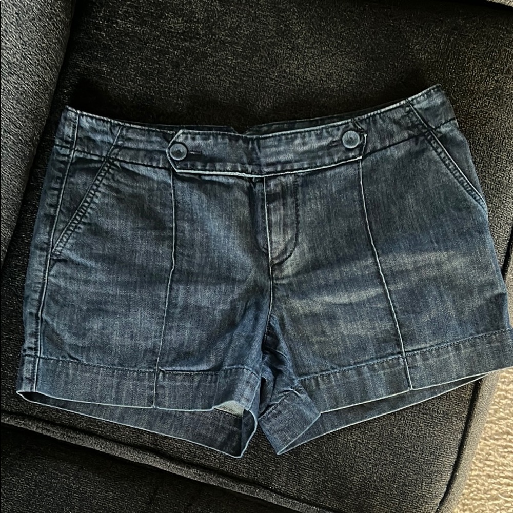 LOFT Blue Jean Shorts Distressed Hem Summer Essential